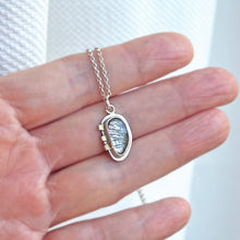 Small silver and 18k black tourmalinated pendant necklace