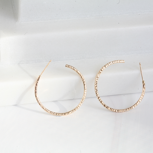 Sparkly Gold-filled Round Hoops - RIPPLE Medium