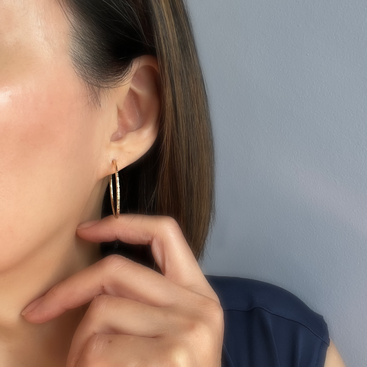 Sparkly Gold-filled Round Hoops - RIPPLE Medium