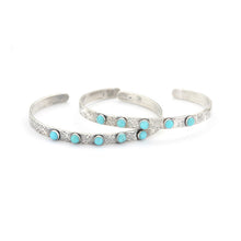 Modern-Textured-Silver-and-Turquoise-Bracelet-Cuff