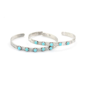 Modern-Textured-Silver-and-Turquoise-Bracelet-Cuff