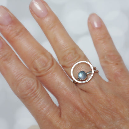 Sterling Silver Geometric Stackable Ring - CIRCLE - Ring Jacket
